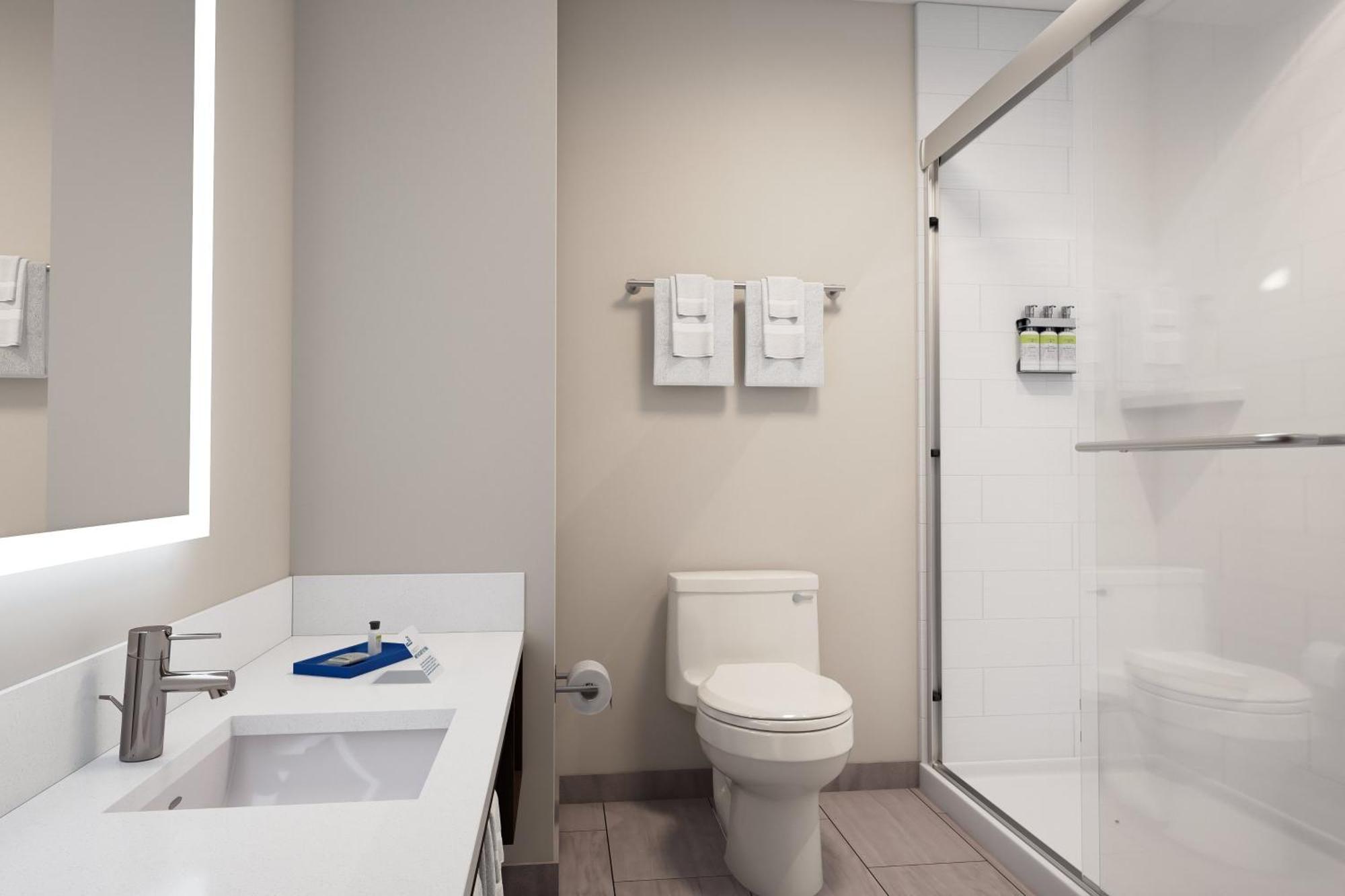 Holiday Inn Express & Suites Haltom City - Ft. Worth By Ihg ภายนอก รูปภาพ